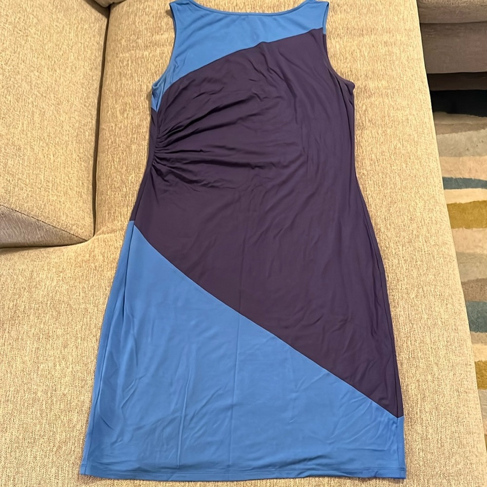 Blue and navy Tommy Bahama tank dress w/ side detail. Medium